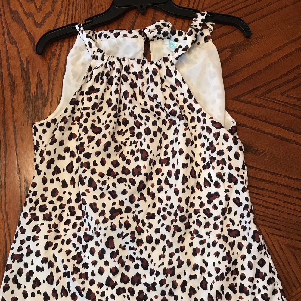 Jade top New without tag